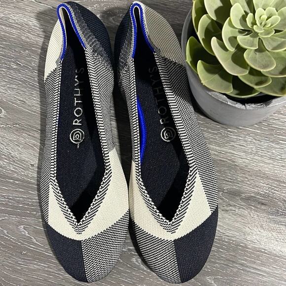 Rothy’s the  cround toe size 9.5 woman’s flat shoes - Picture 1 of 12